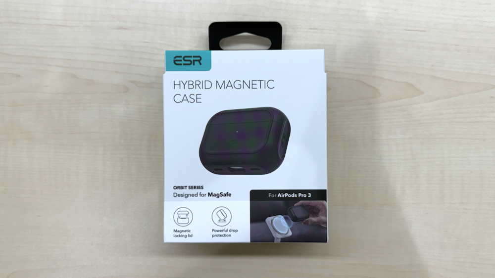 AirPods Pro 3 전용과 Designed for MagSafe 문구가 적힌 ESR 케이스 포장